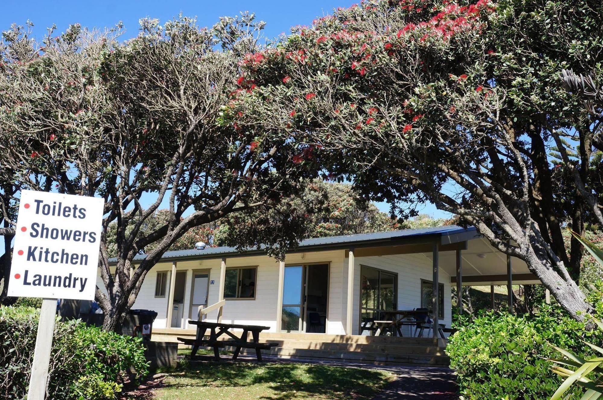 Fitzroy Beach Holiday Park Hotel New Plymouth Exterior photo