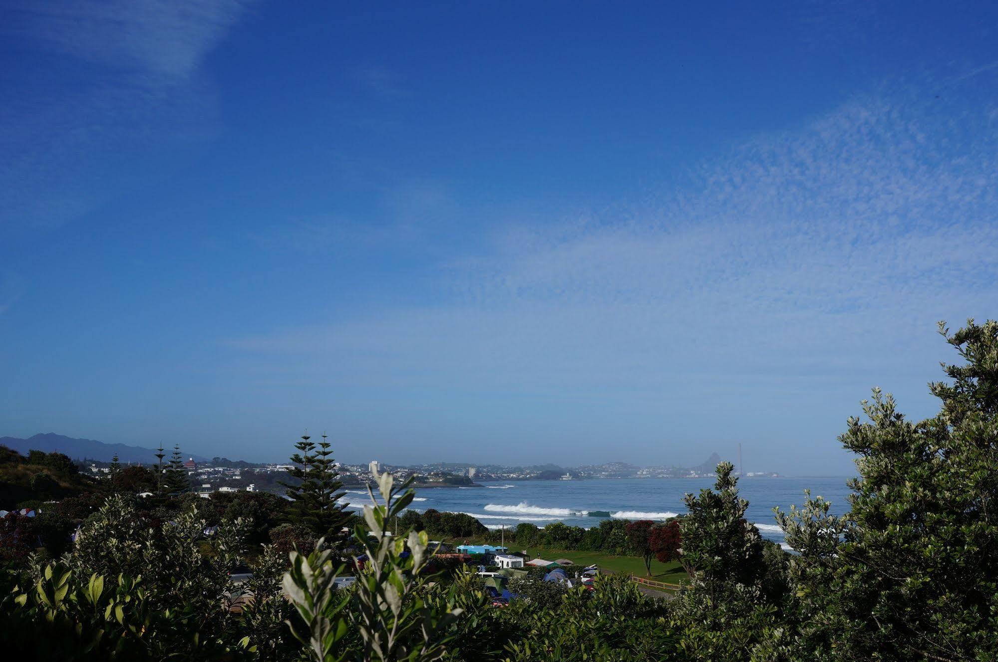 Fitzroy Beach Holiday Park Hotel New Plymouth Exterior photo